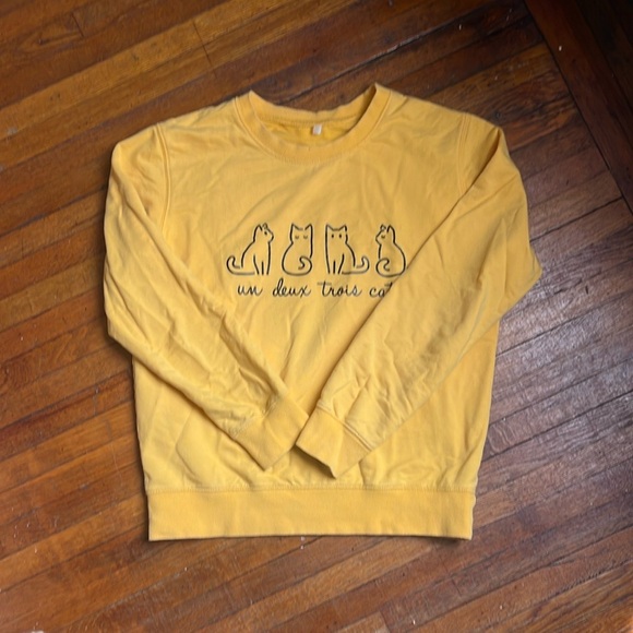 Vintage Yellow Cat Graphic sweater for sale - Picture 2 of 4